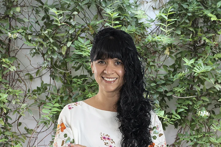 Gina Perona - Especialista en Dinámica