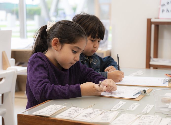 Aprender a Leer y escribir 2: contextos y lenguajes para vivir la literacidad con Dinamica